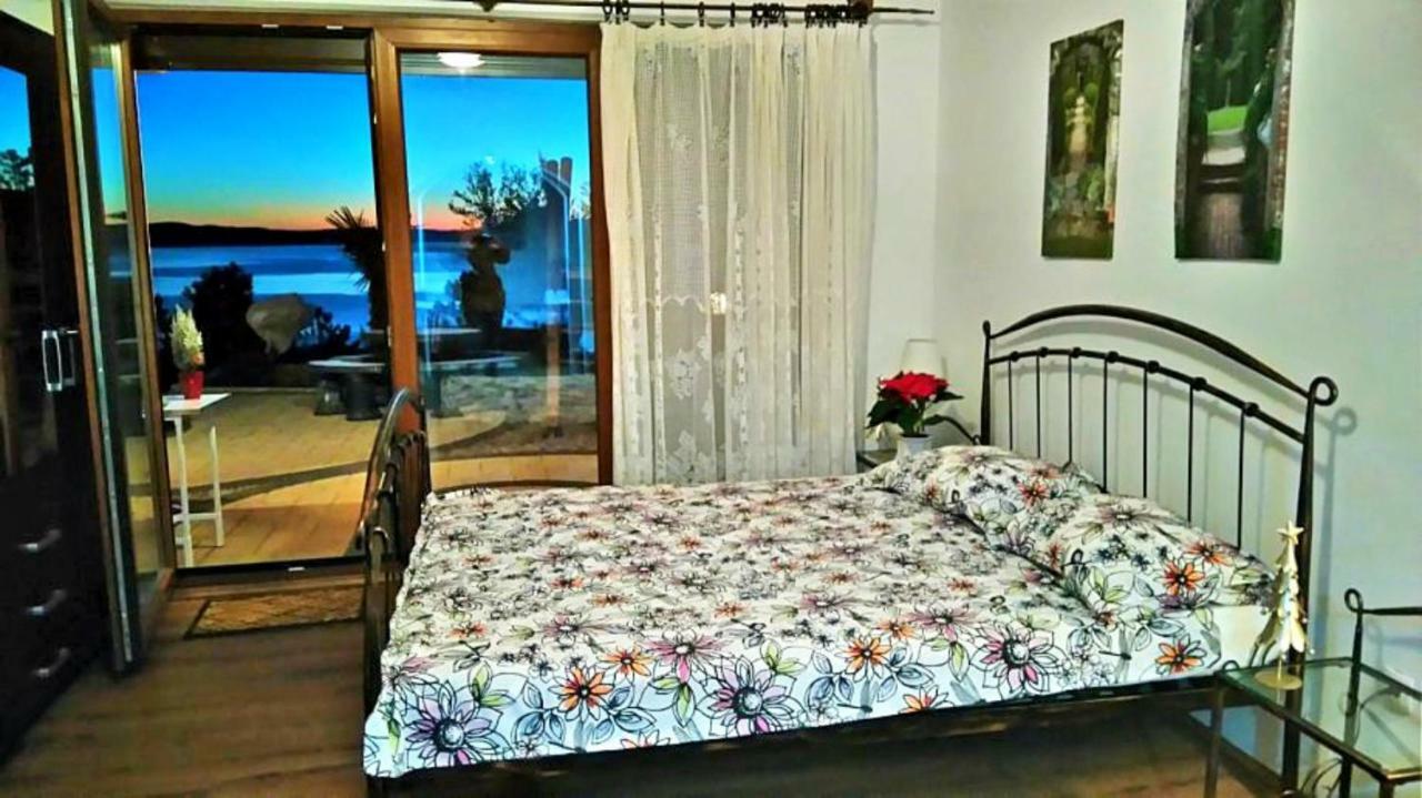 Apartment Anika Кострена Екстериор снимка