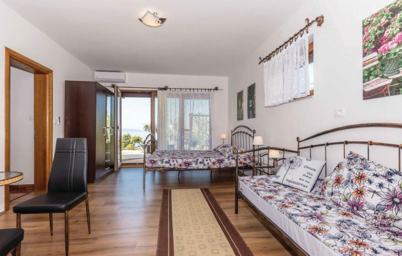 Apartment Anika Кострена Екстериор снимка